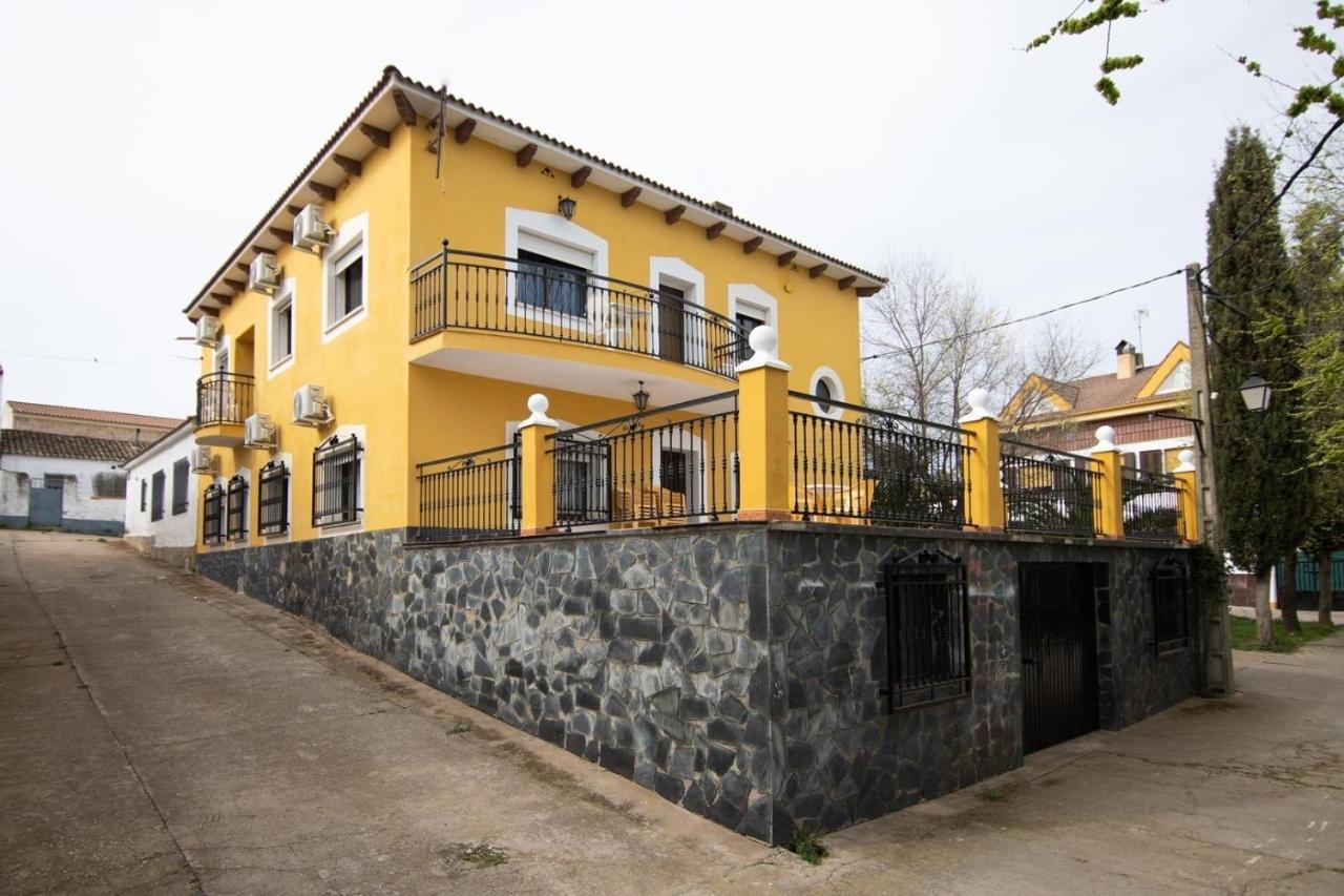 Posada El Arriero Torrejón el Rubio Екстериор снимка