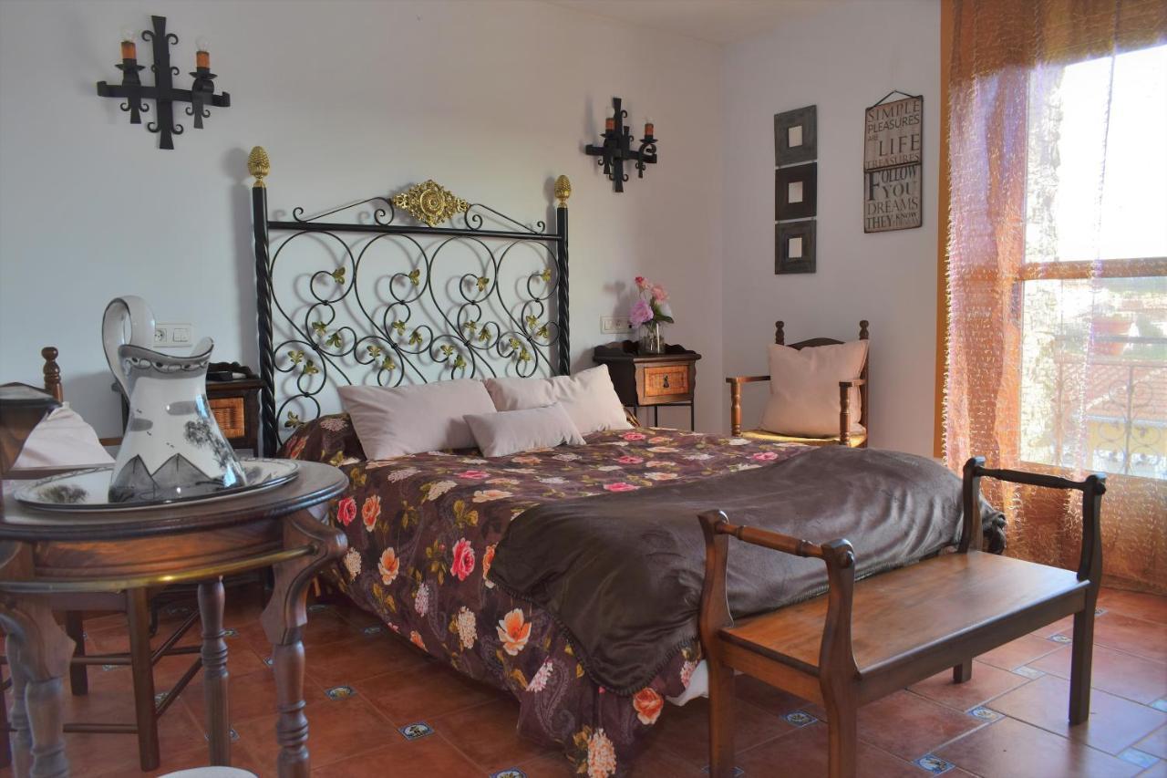 Posada El Arriero Torrejón el Rubio Екстериор снимка