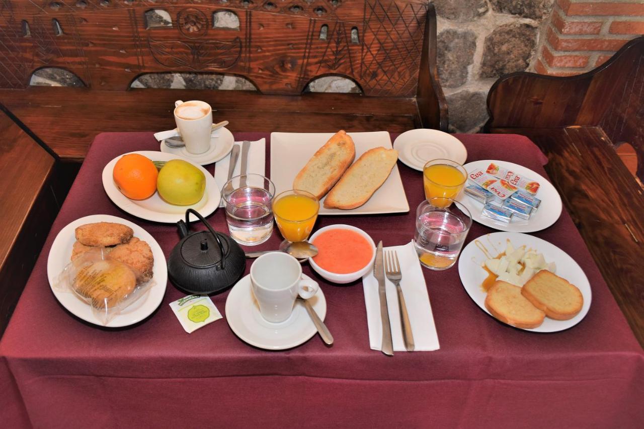 Posada El Arriero Torrejón el Rubio Екстериор снимка